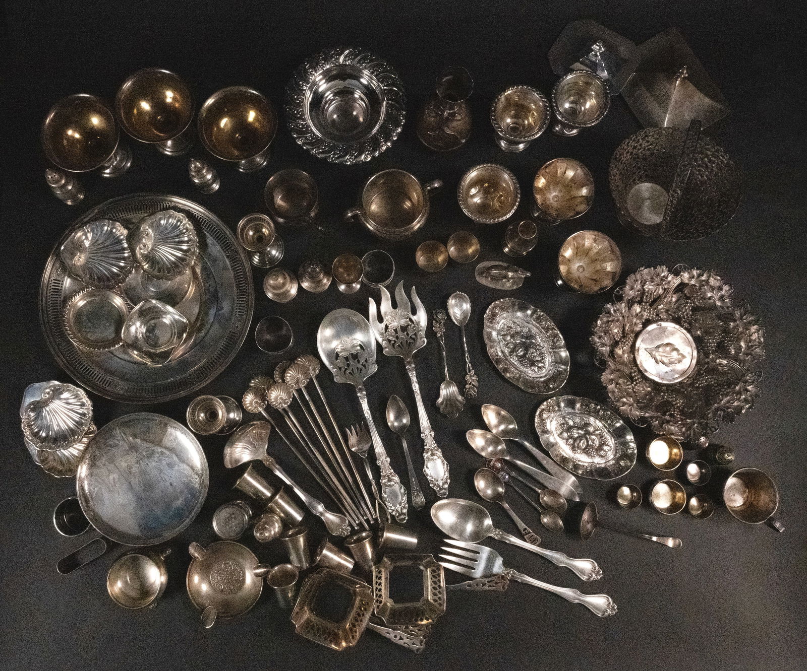 Assorted Sterling Silver and 800 Silver Tableware Flatware Collection 85Pcs Over 3300 Grams (1 of 20)