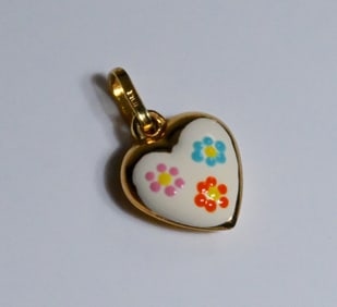 14K Gold Enamel Floral Heart Pendant