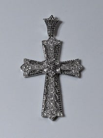 18K White Gold & Diamonds Filigree Cross Pendant