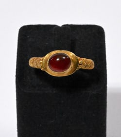 14th c. Javanese 18K Gold Twisted Wire Band Carnelian Ring