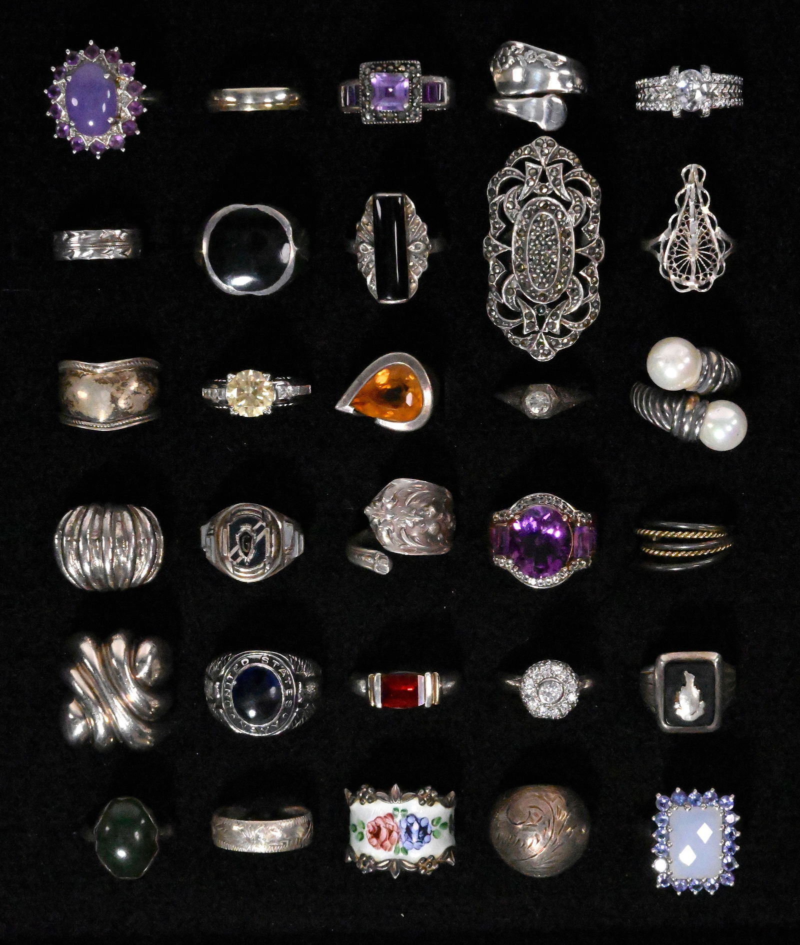 Vintage Sterling Silver Ring Collection (1 of 5)
