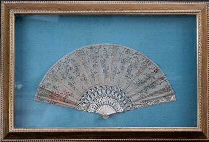 Victorian Framed Hand Fan Silk & Bone