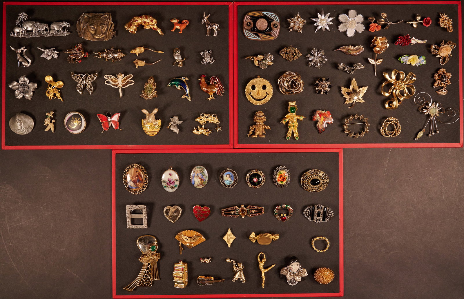 Vintage Costume Jewelry Brooch Collection Signed Over 80 Pieces (1 of 4)