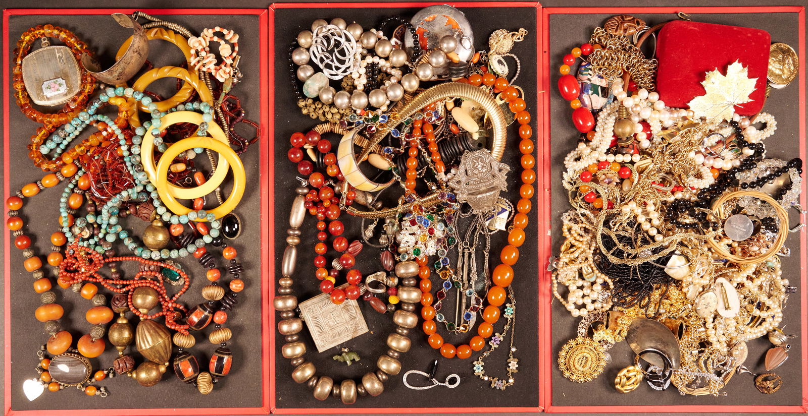 Unsearched Costume Jewelry Lot: Large Costume Jewelry Unsearched Lot May Comprising Necklaces Bracelets Bangles Rings Pins Brooches Earrings Cufflinks Women's Costume Belt's etc Some Items May Need Repair While Some Will Not We Cann