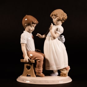 Lladro #6906 With All My Heart Sculpture Retired w/Box