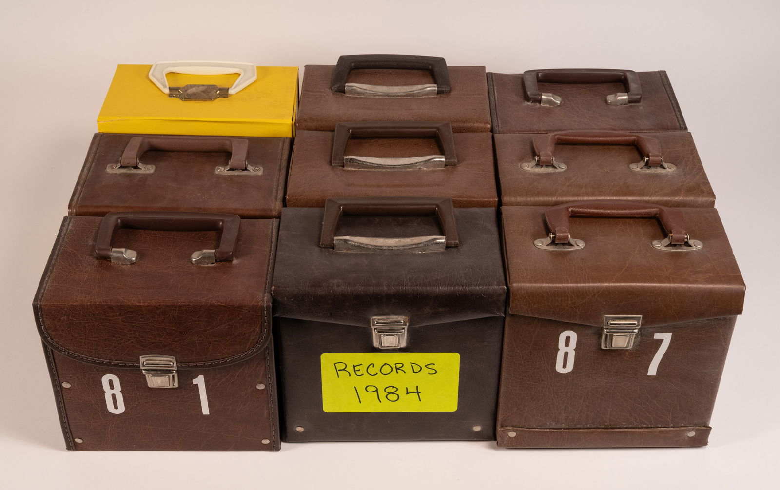 Lot of 363 45 (7" 45 RPM) Records JukeBox Fillers Top Artists All Genres 1980's (1 of 10)