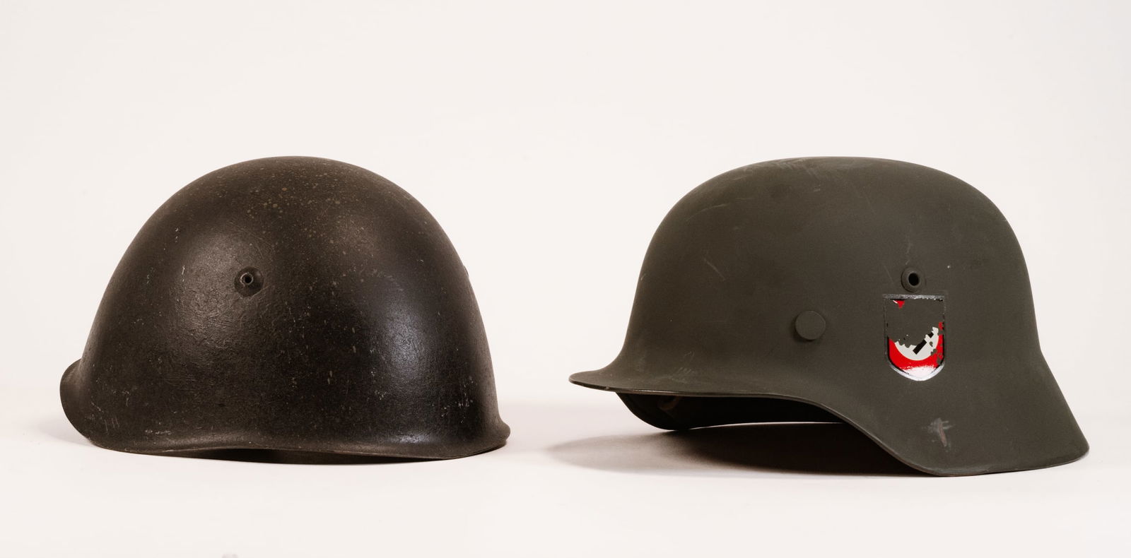 WWII German Italian Helmet Collection Group Lot (1 of 15)