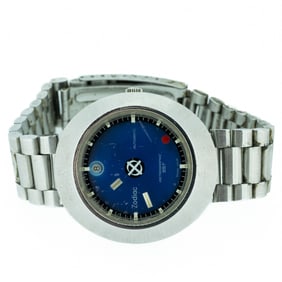 Vintage Zodiac Astrographic SSt Automatic Wristwatch In Running Condition