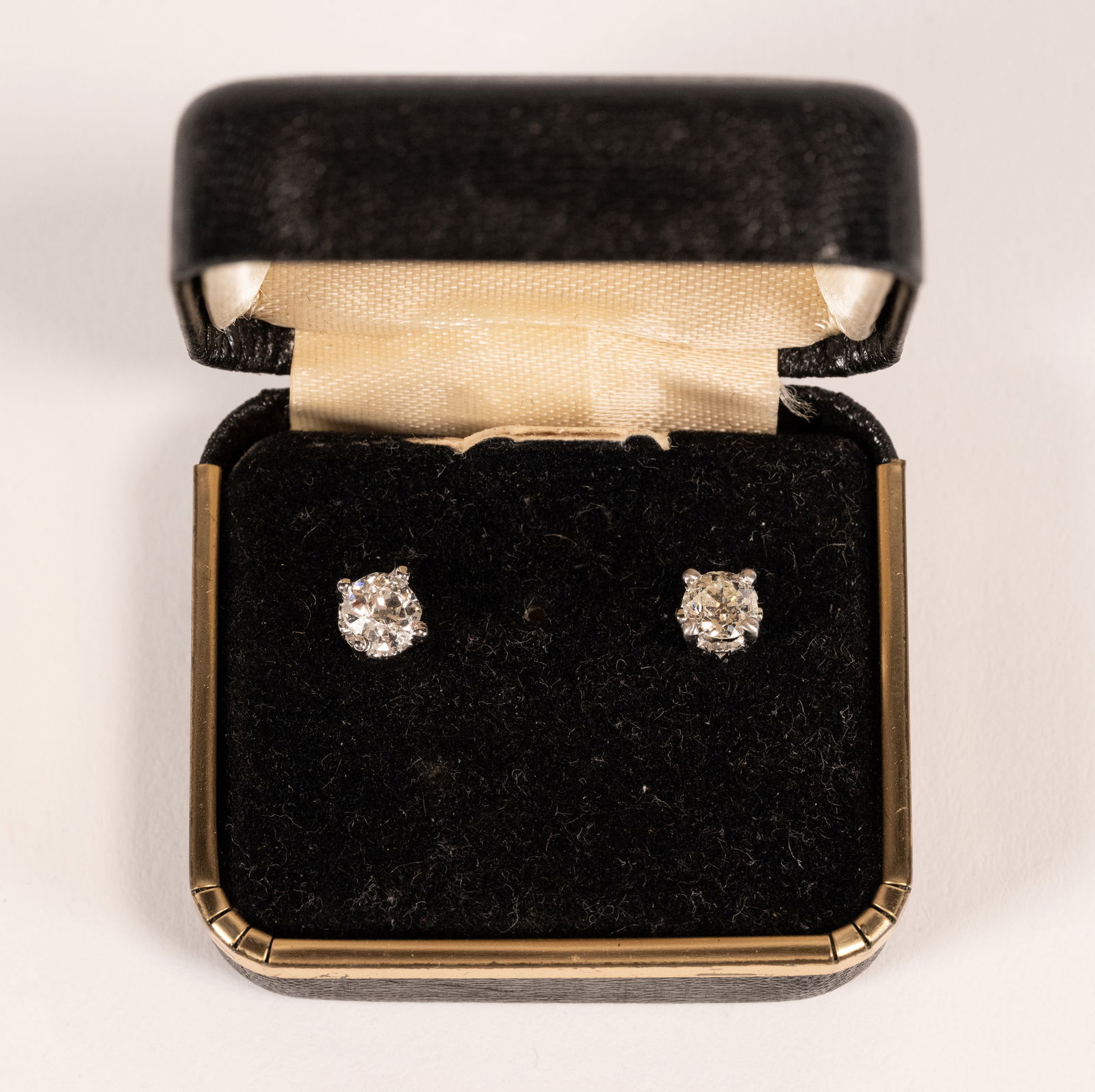 14K White Gold 1ct Old Mine Cut Diamond Stud Earrings (1 of 4)