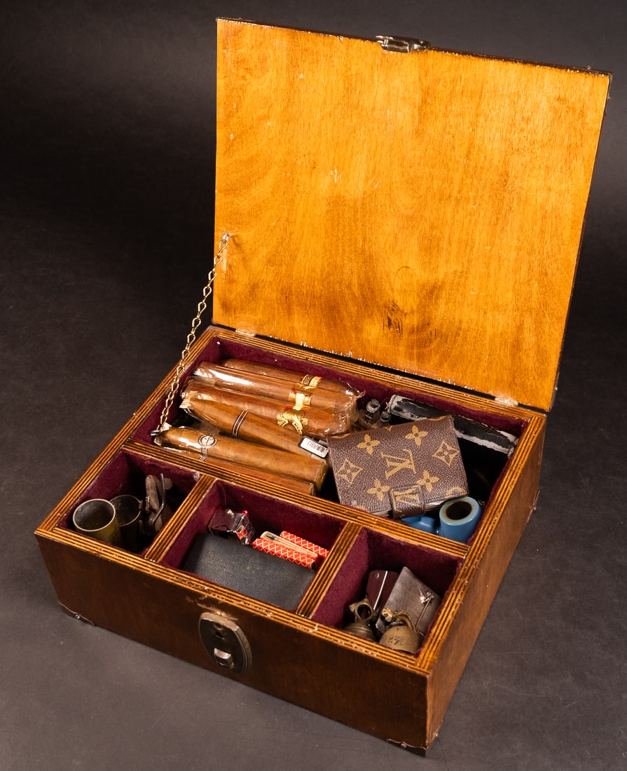 Grand Dad Gentleman Junk Drawer Collection Contents (1 of 10)