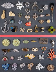 Vintage Costume Jewelry Brooch Collection Signed 50pc