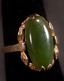 Yellow Gold and Green Chinese Jade Ring