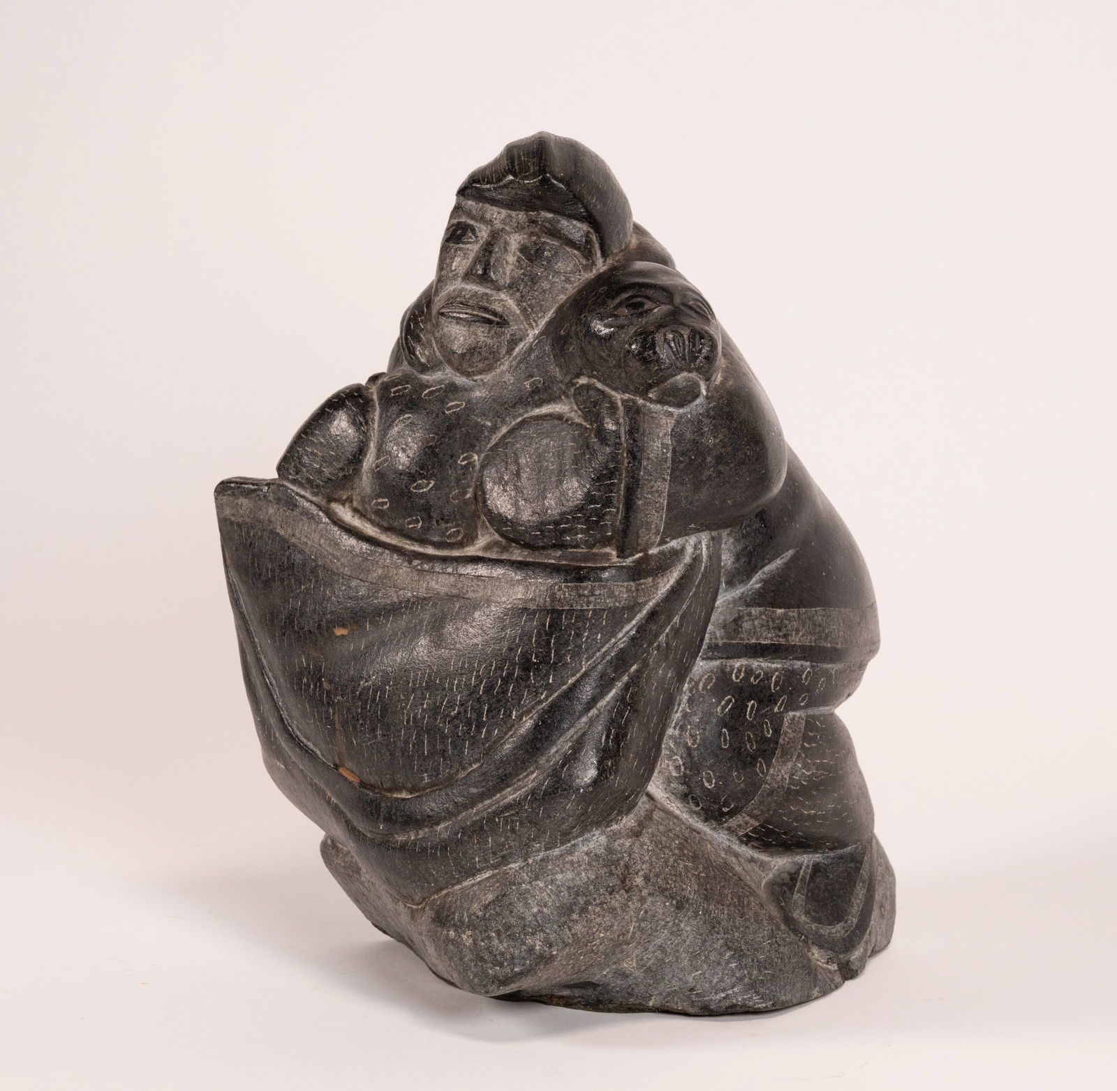 Large Inuit Eskimo Carved Soapstone Sculpture Hunter With Seal (1 of 13)