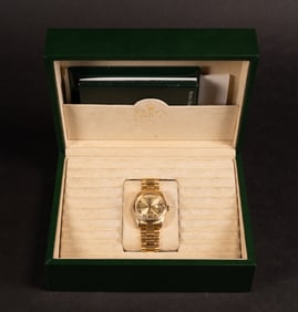Rolex President Oyster Perpetual Day-Date Chronometer Mens 18k Watch Ref No 118238