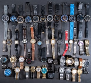 Large Vintage Wristwatch Lot