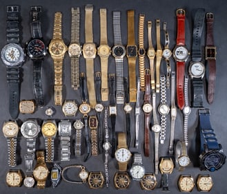 Large Vintage Wristwatch Lot