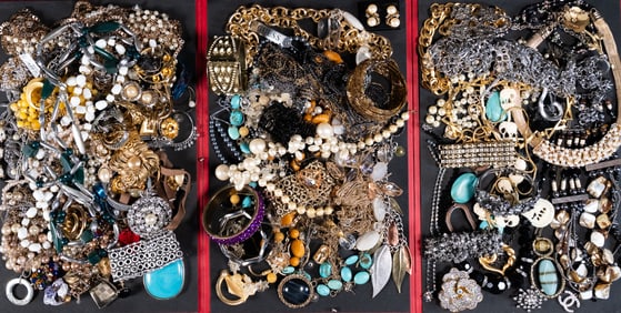 Large Unsearched Costume Jewelry Lot