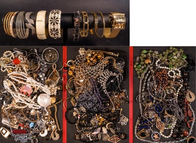 Large Unsearched Costume Jewelry Lot