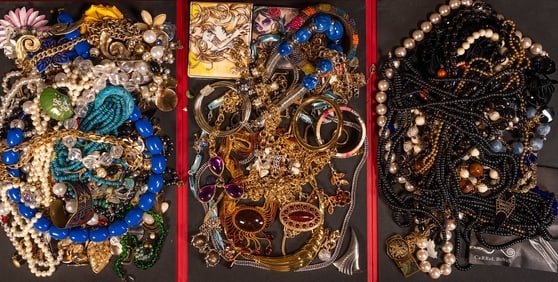 Large Unsearched Costume Jewelry Lot