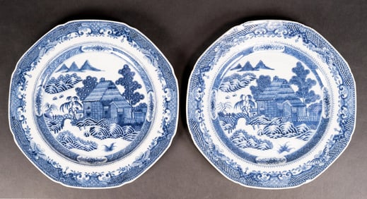 18th C Chinese Qianlong Blue & White Porcelain Plate Pair