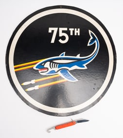 Vietnam Paratrooper Switchblade Combat Knife & Squadron Wall Plaque