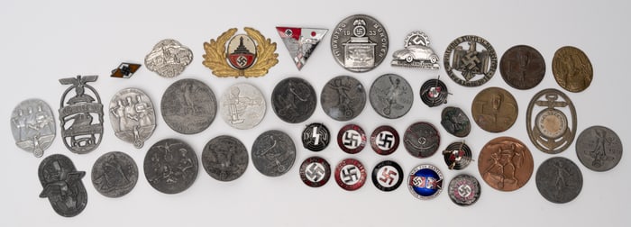WWII German Enameled Swastika Party Lapel Badge Tinnies Collection RZM