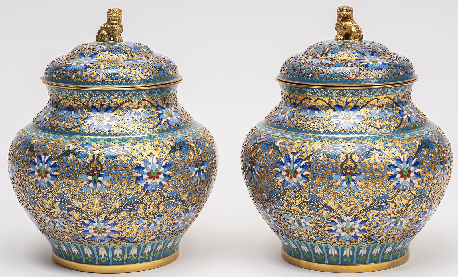Chinese Gilt Bronze Cloisonne Enamel Jar w/ Foo Dog Finial Pair (1 of 8)