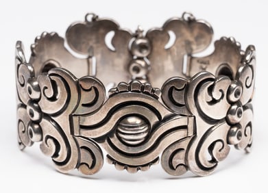 Hector Aguilar Mexico Mid Century Aztec Style 940 Sterling Silver Bracelet