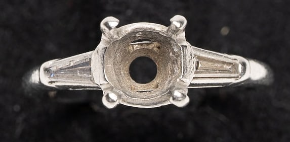 Art Deco Platinum Engagement Diamond Ring Setting