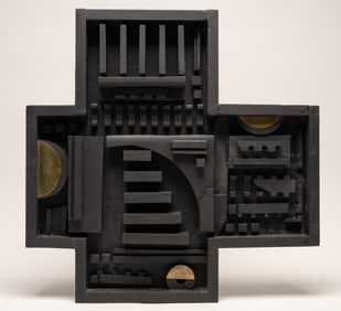 Louise Nevelson ( America / Ukraine 1899-1988) Wood Assemblage Wall Relief Sculpture