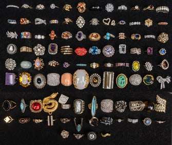 Large Costume Jewelry Rings Collection 100pc