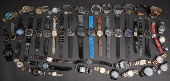 Large Vintage Wristwatch Lot