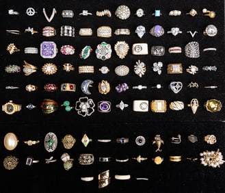 Large Costume Jewelry Ring Collection 100pc