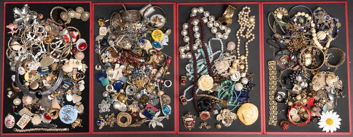 Large Unsearched Costume Jewelry Lot