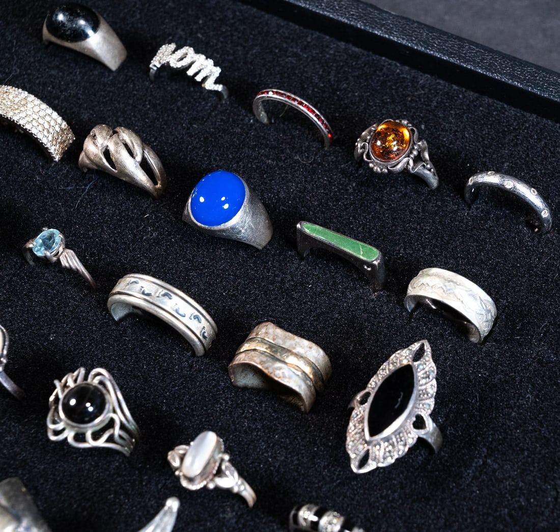 Large Vintage Sterling Silver Ring Collection - 7