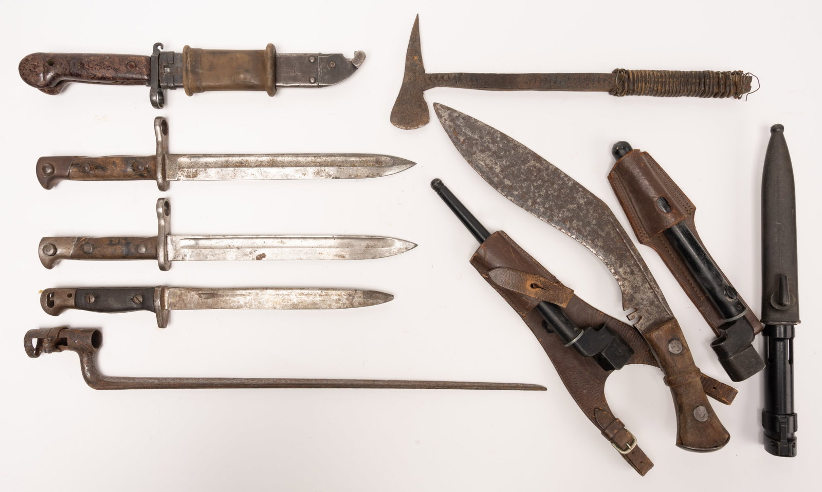 Lg Militaria Bayonet / Knife Collection Grouping Group Lot (1 of 10)