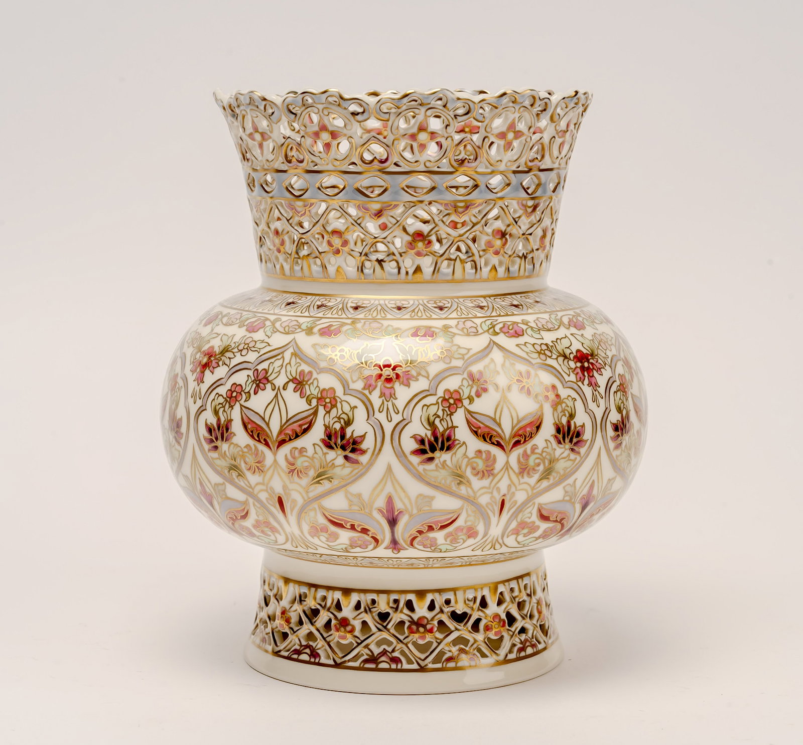 Zsolnay Pecks Hungary Damascus Ceramic Vase (1 of 11)