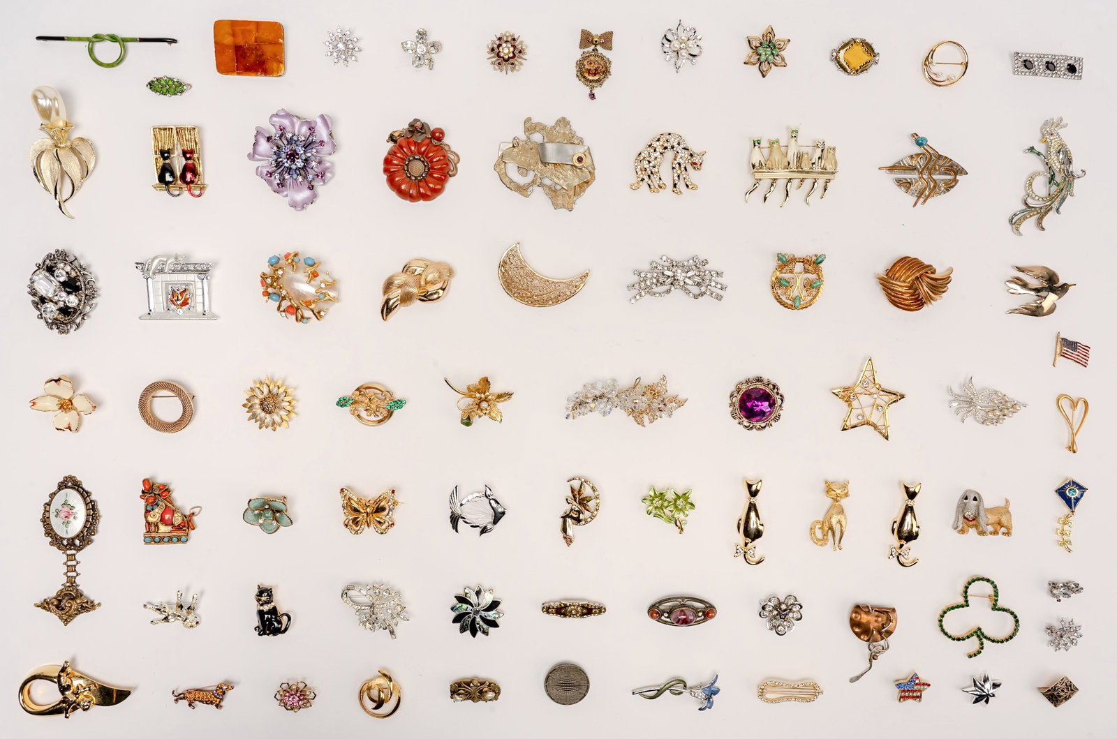 Lg Costume Jewelry Collection Rhinestone Brooch Collection (1 of 9)