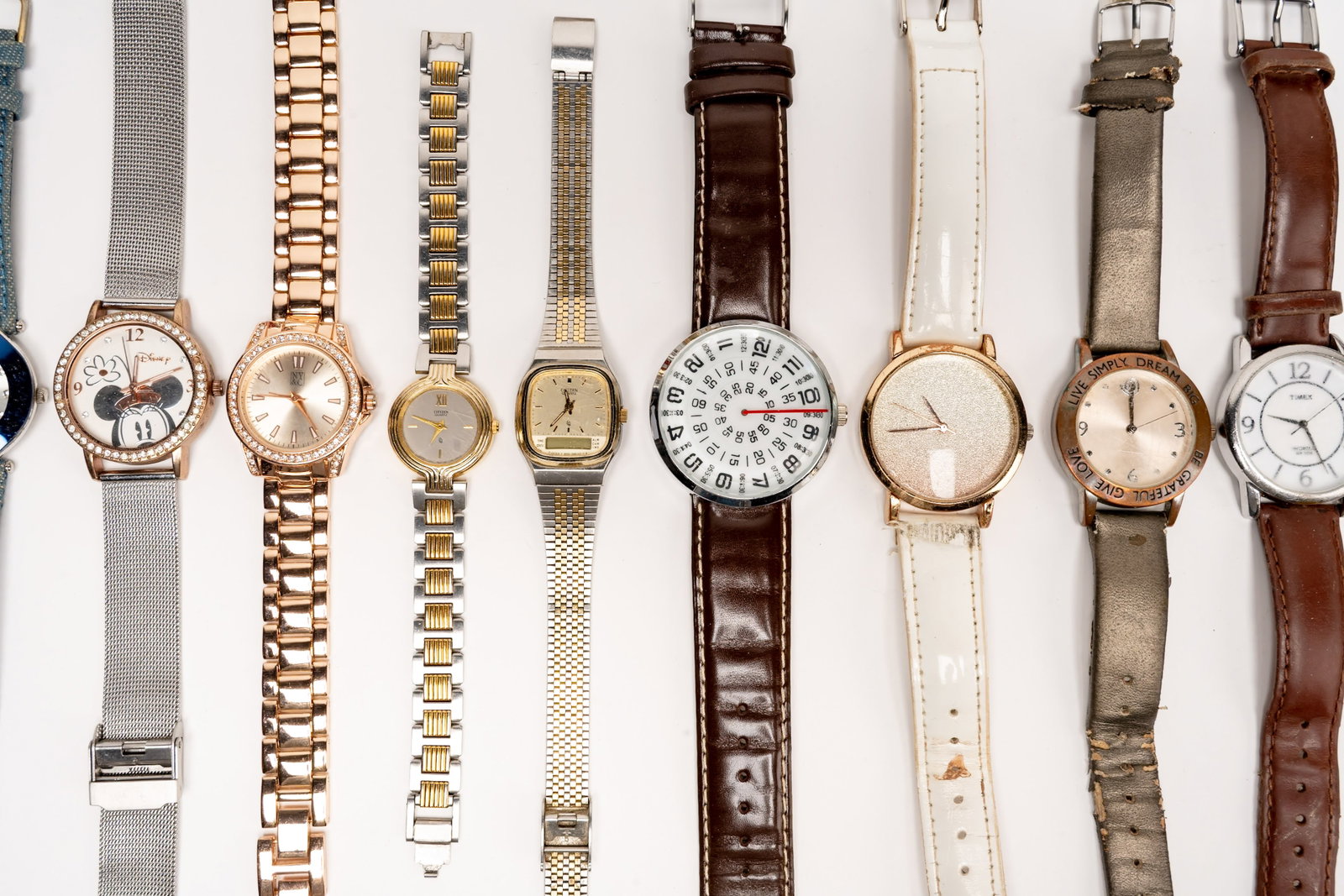 Large Vintage Wristwatch Collection - 3