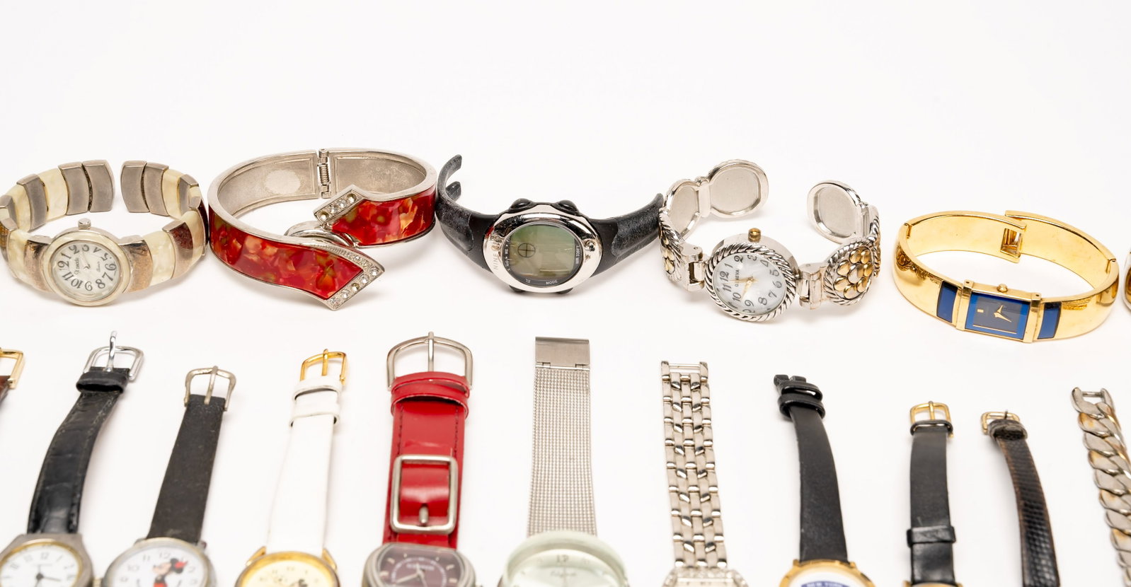 Large Vintage Wristwatch Collection - 8