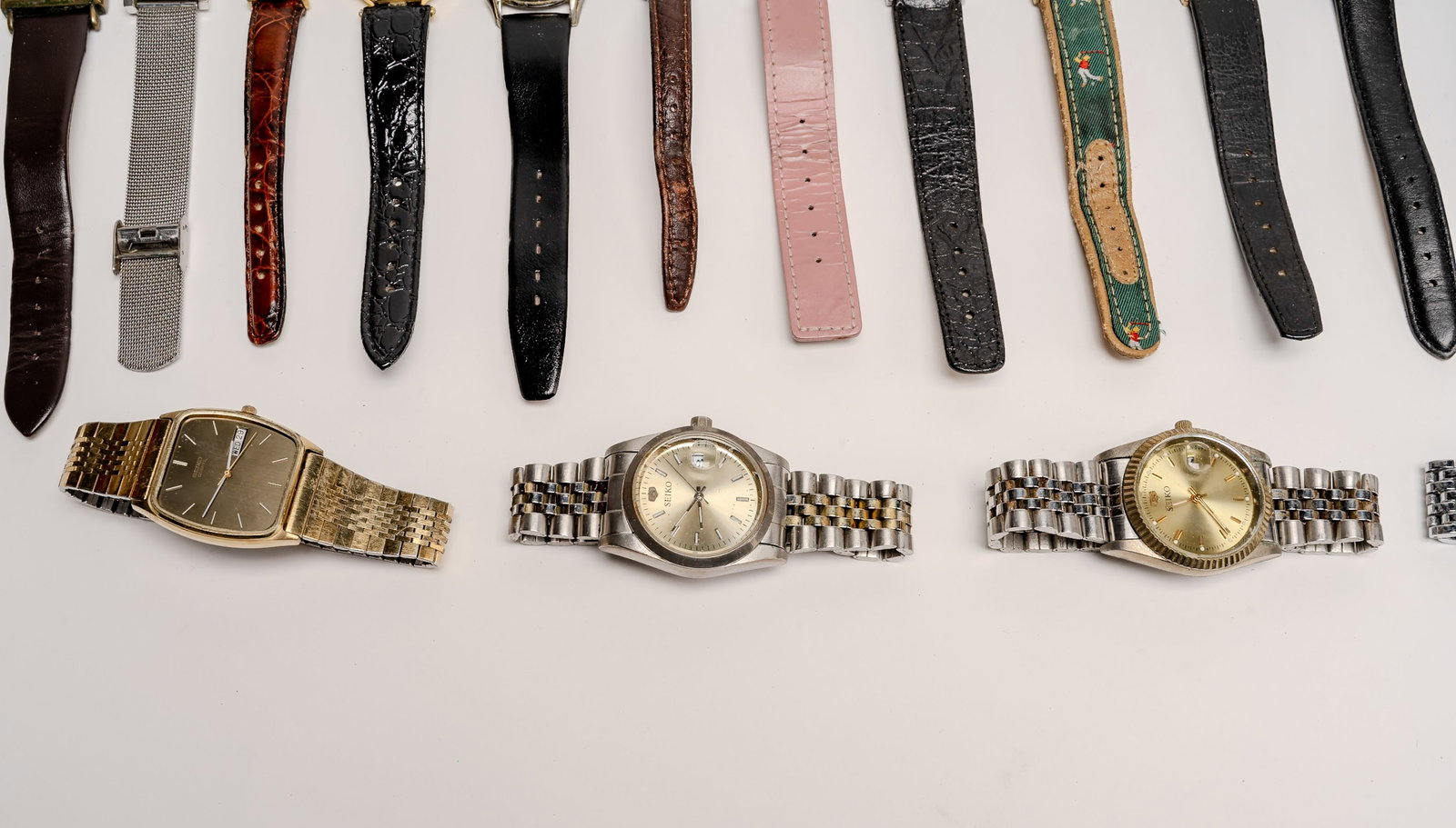 Large Vintage Wrist Watch Collection - 7