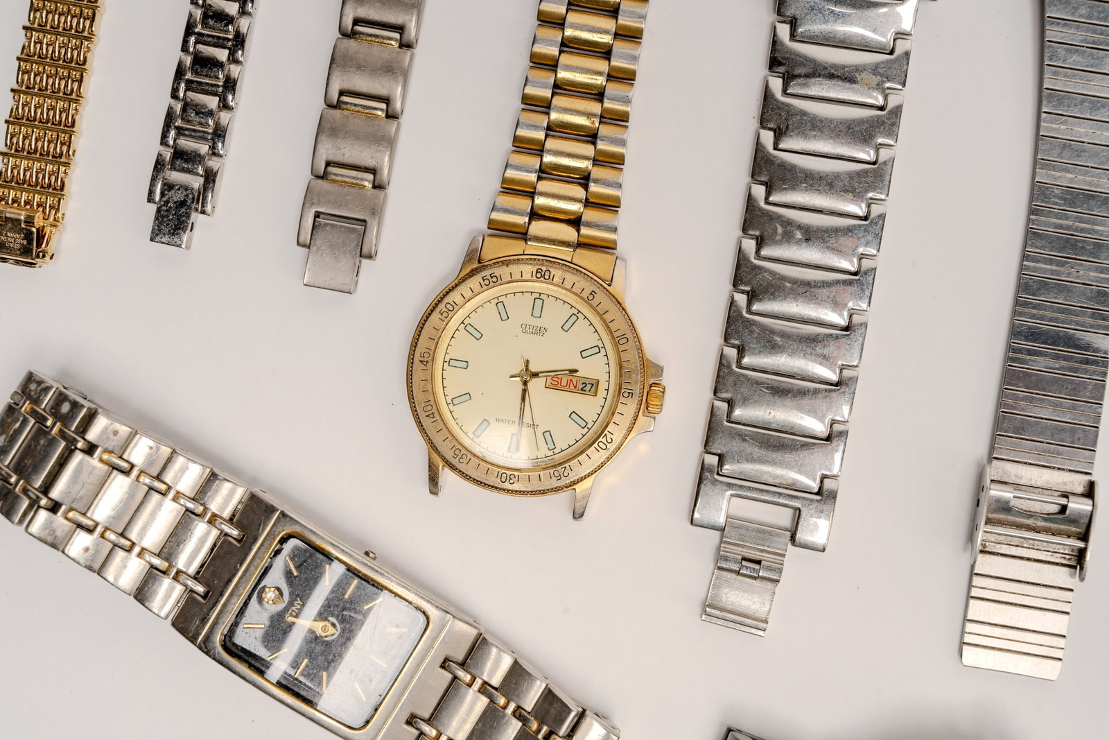 Large Vintage Wristwatch Collection - 3
