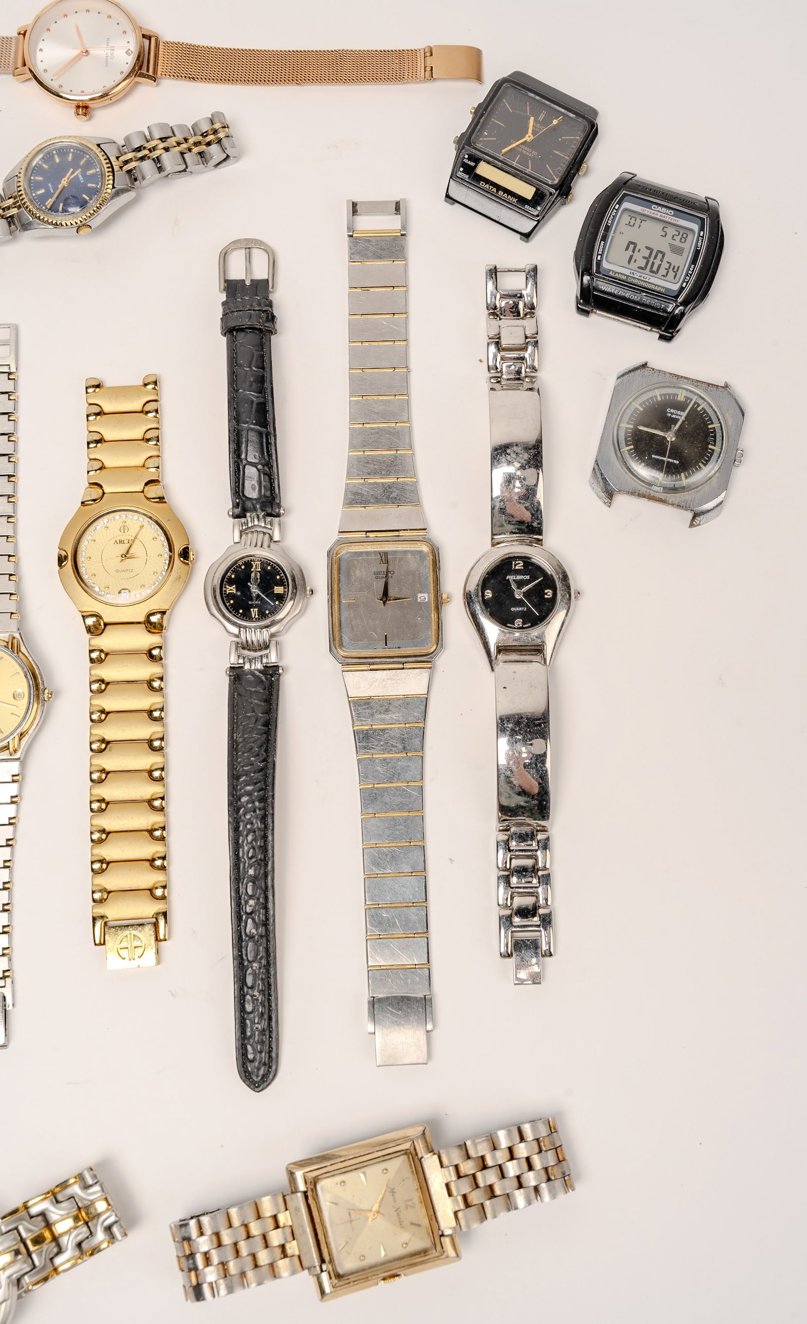 Large Vintage Wristwatch Collection - 8