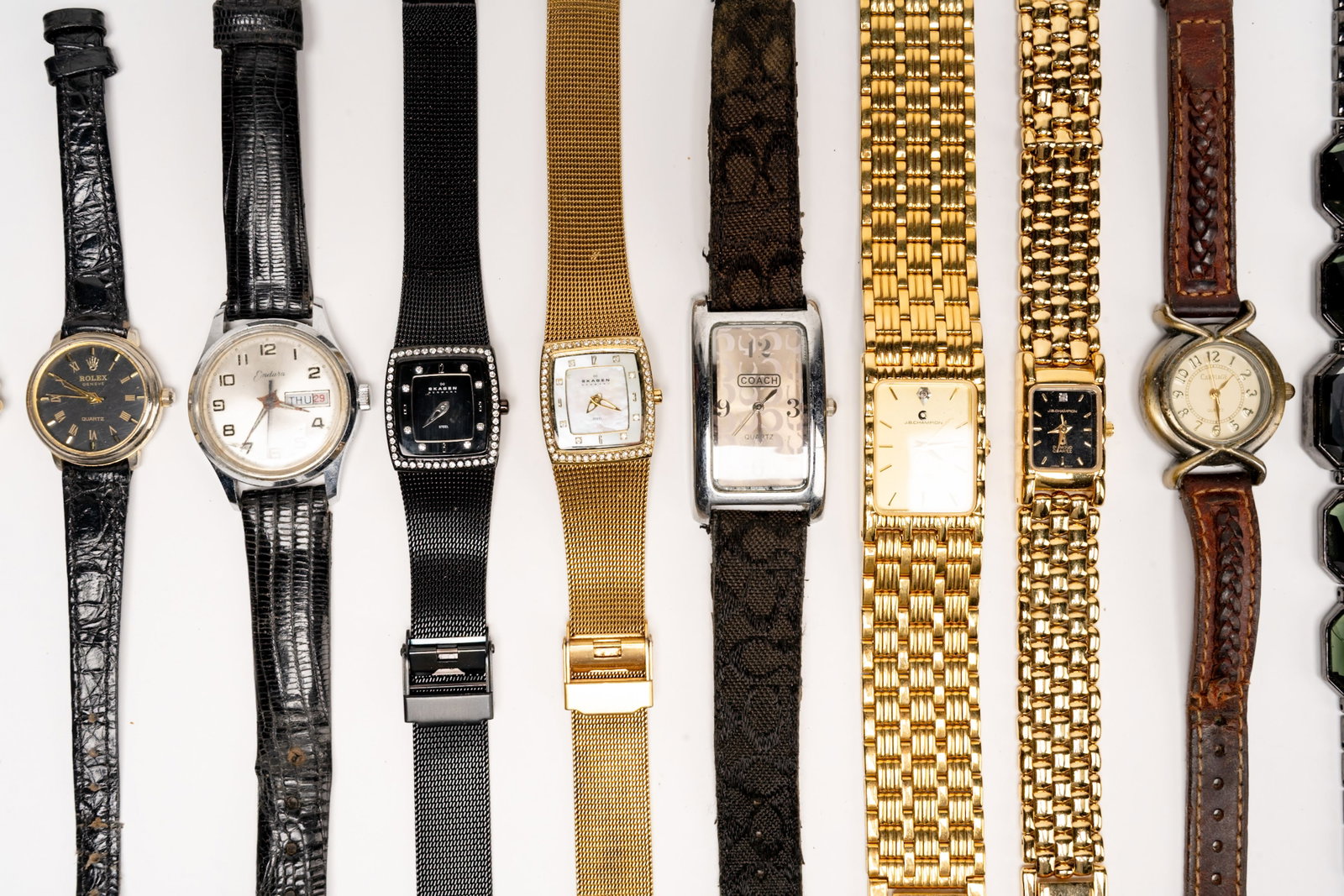 Large Vintage Wristwatch Collection - 3