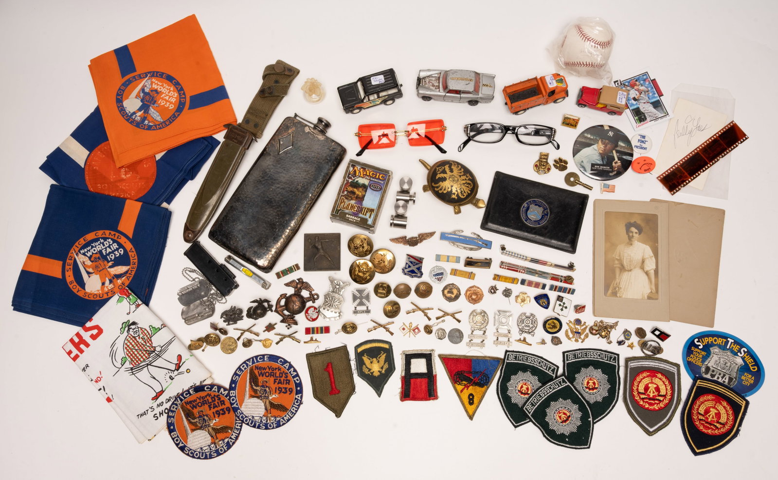 Grandpa Gentlemen Junk Drawer Dresser Collection Militaria Billy Joel Autograph Toy Cars: Grandpas Gentlemen'S Junk Drawer Collection Militaria Billy Joel Autograph Eclectic Estate-Find Collection Discovered in the Attic of a Long-Held Estate Offering an Impressive Assortment of Vintage Hi
