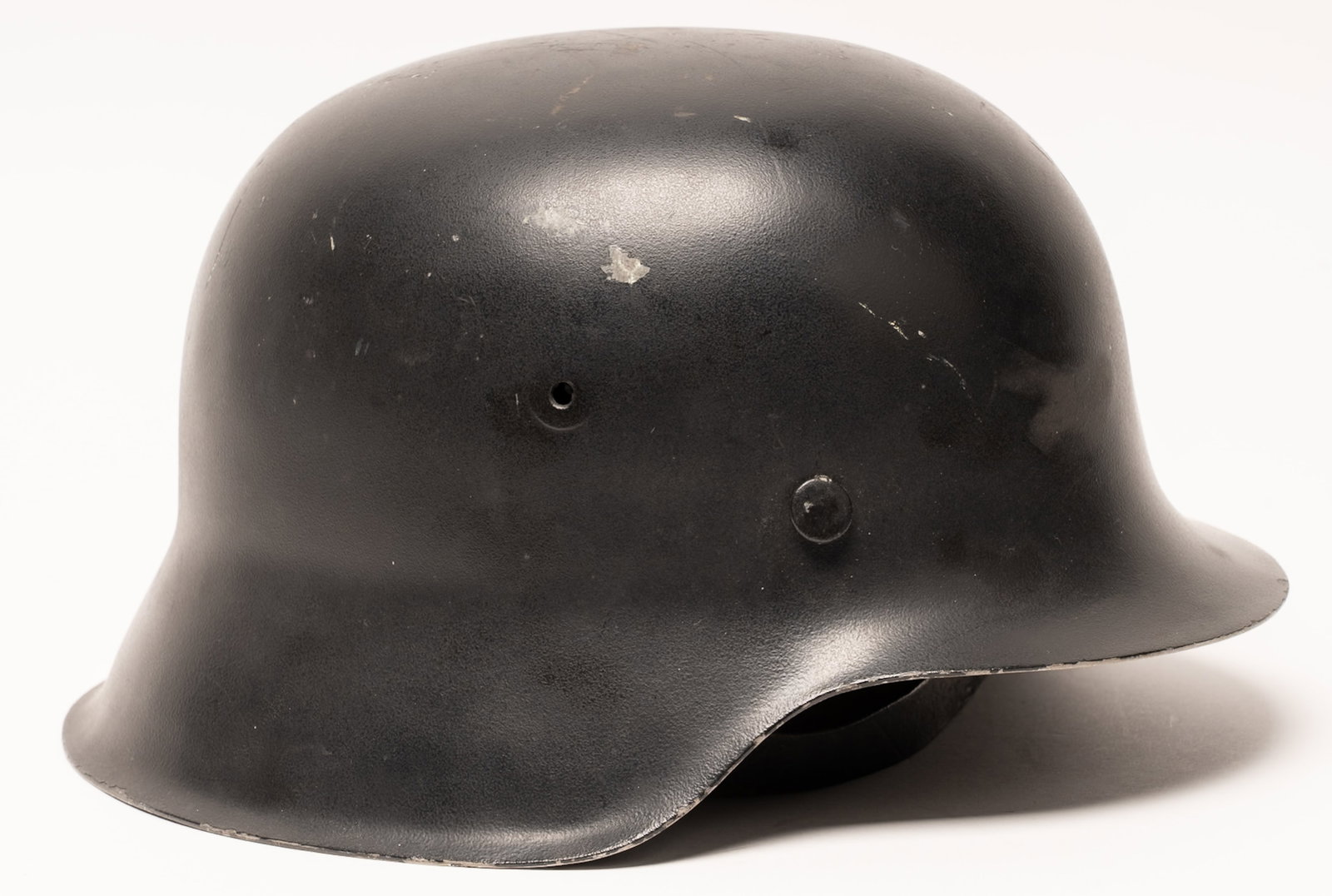 WWII German M42 Steel Helmet EP65 w/ Liner (1 of 8)