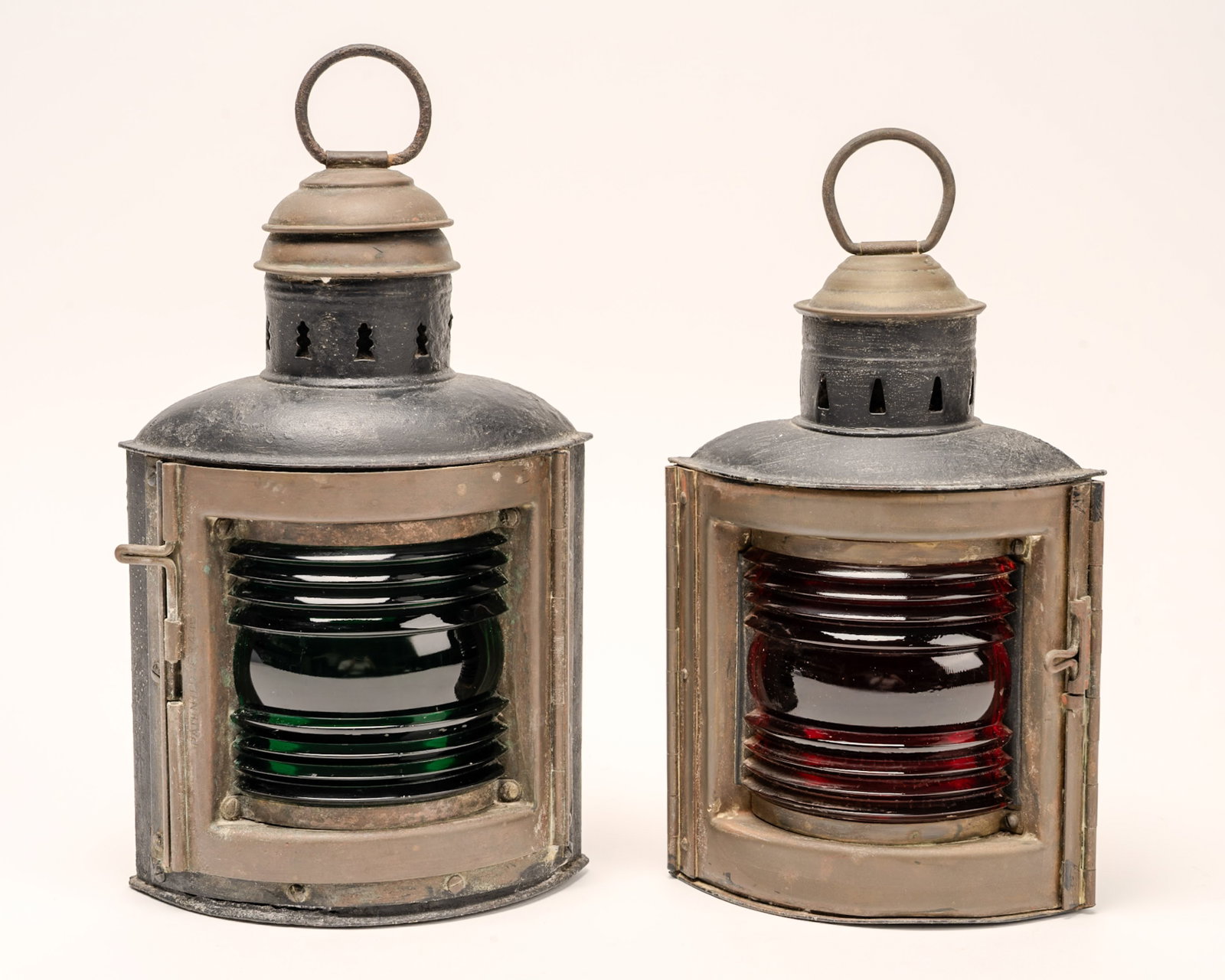 19th c. American Wilcox Crittenden & Co Marine Lantern Pair (1 of 13)