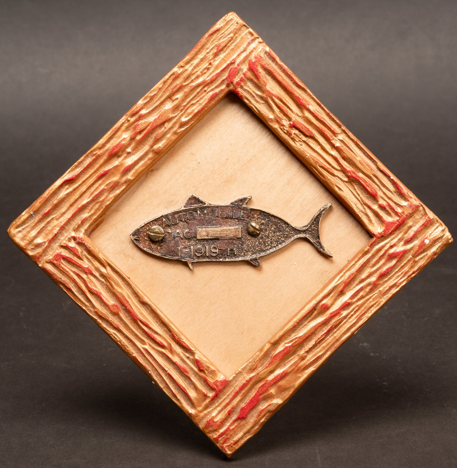 Rare 1919 Hawaii Territory Cast Brass Automobile License Plate Fish Form Tag (1 of 5)