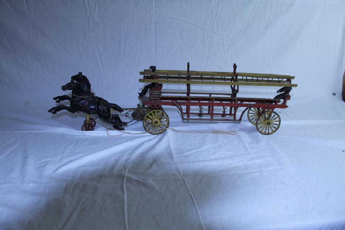 Fabulous cast iron toy firetruck complete (1 of 14)