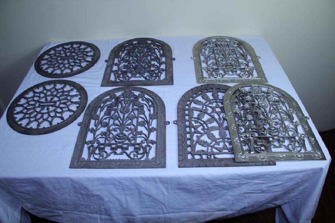 Beautiful lot of Victorian floor and wall grates (1 of 13)